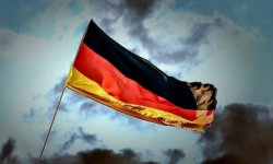 Германия продолжает снимать эпидемиологические ограничения