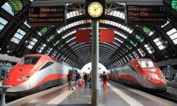Италия возобновила поезда Рим-Милан