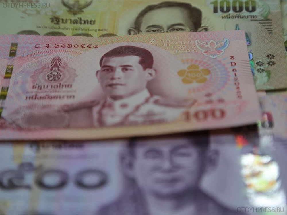 Евро или доллар в тайланде